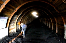 Потом и кровью: В каких условиях трудятся таджикские шахтеры?
