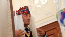 Таджикский Петросян. Как житель Матчи сохраняет образ местных женщин