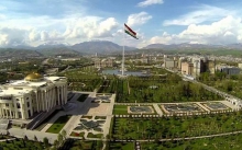 42 флагштока в Таджикистане. Как выглядят площади флага городов и районов страны