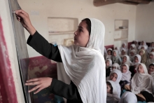 ООН добивается от «Талибана» снятия запретов на учебу и работу для женщин Афганистана