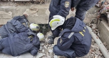 В Турции из-за под завалов вытащили трёх узбекистанцев