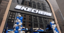В Душанбе открылся брендовый магазин Skechers