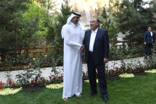 Эмомали Рахмон показал эмиру Катара загородную резиденцию Такоб