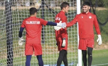 Рустам Эмомали полетит в Доху на матч Таджикистана и Иордании