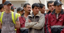 Более 10 российских регионов ввели запреты на работу мигрантов