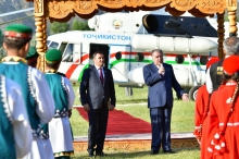 Идомаи сафари Эмомалӣ Раҳмон ба ВМКБ. Дар ноҳияҳои Рӯшону Дарвоз кадом иншоот ба истифода дода шуд?